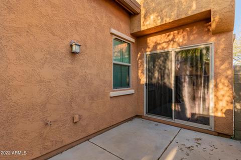 3647 E Zachary Dr, Phoenix, AZ 85050 photo 4