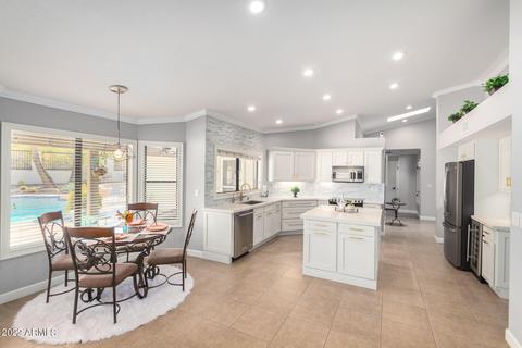 3517 E Rockledge Rd, Phoenix, AZ 85044 photo 4