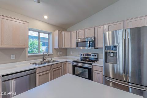 4706 E Abraham Ln, Phoenix, AZ 85050 photo 7