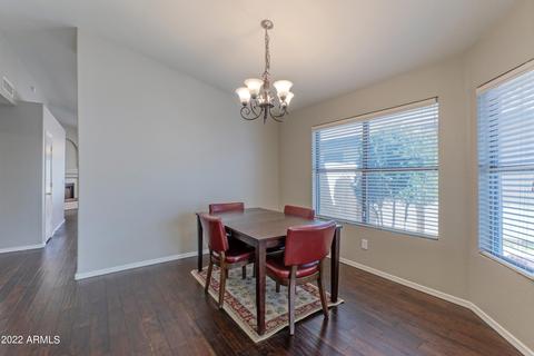 4706 E Abraham Ln, Phoenix, AZ 85050 photo 5