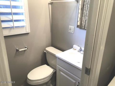 3944 E Monterosa St, Phoenix, AZ 85018 photo 8