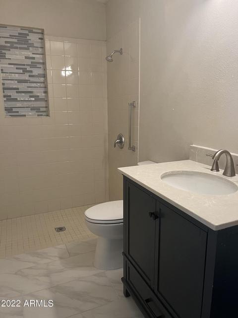 107 E La Mirada Dr, Phoenix, AZ 85042 photo 8