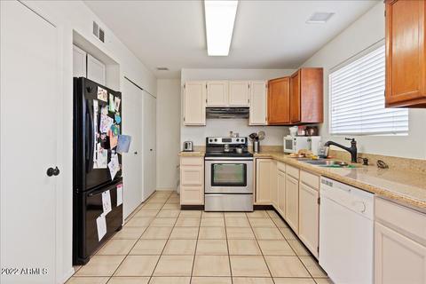 908 Escuda Dr, Phoenix, AZ 85024 photo 8