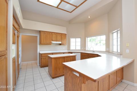 4008 E Hackamore Cir, Mesa, AZ 85205 photo 6
