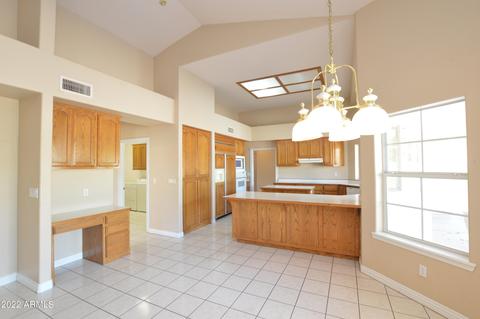 4008 E Hackamore Cir, Mesa, AZ 85205 photo 9