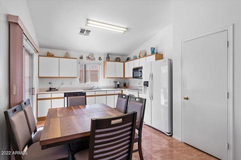 1937 S Palo Verde Dr, Apache Junction, AZ 85120 photo 6