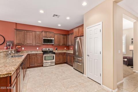 3294 E Isaiah Ct, Gilbert, AZ 85298 photo 14