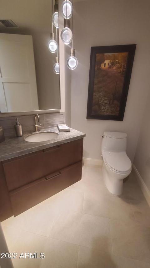 8 Biltmore Est #121, Phoenix, AZ 85016 photo 16