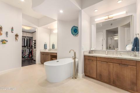 8 Biltmore Est #121, Phoenix, AZ 85016 photo 15