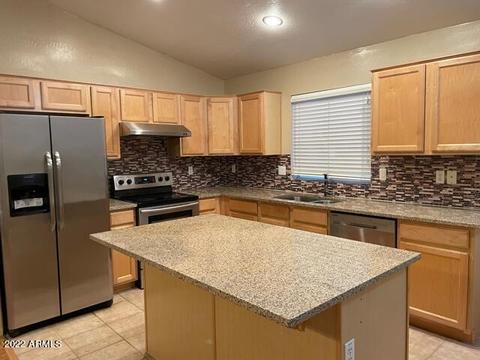 4512 E Windsong Dr, Phoenix, AZ 85048 photo 3