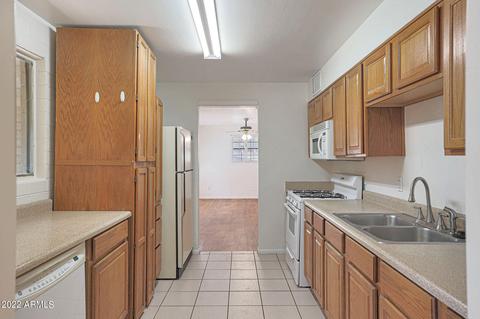 6756 E Butte St, Mesa, AZ 85205 photo 2