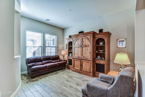 2364 E Susan Dr, Gilbert, AZ 85298 photo 8