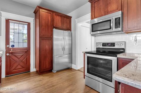 1543 E Cheery Lynn Rd, Phoenix, AZ 85014 photo 18