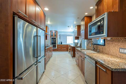 317 Elm St, Phoenix, AZ 85012 photo 3