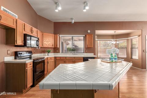 211 E Stonebridge Dr, Gilbert, AZ 85234 photo 18