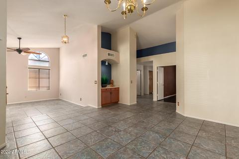 211 E Stonebridge Dr, Gilbert, AZ 85234 photo 9