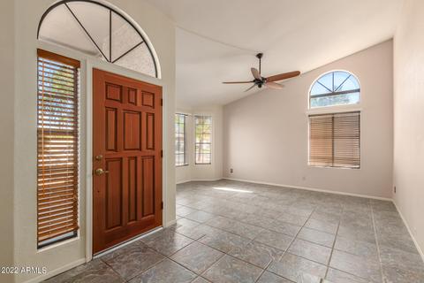 211 E Stonebridge Dr, Gilbert, AZ 85234 photo 5