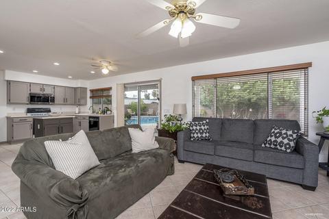 3114 E Oraibi Dr, Phoenix, AZ 85050 photo 10