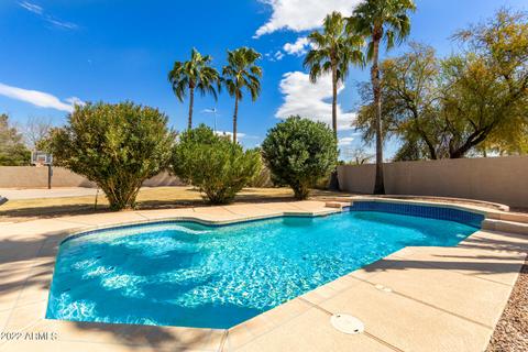 689 W Constitution Dr, Gilbert, AZ 85233 photo 32