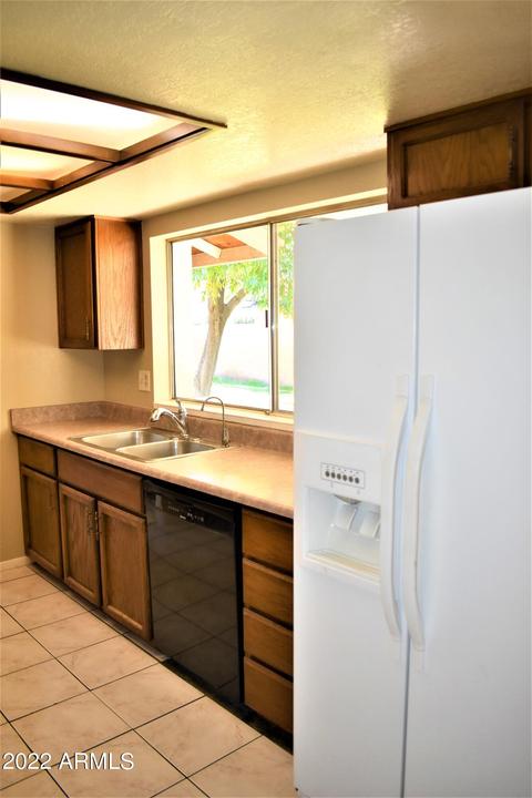 301 E Keogh Dr, Phoenix, AZ 85022 photo 17