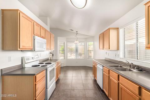 2708 E Anderson Dr, Phoenix, AZ 85032 photo 9