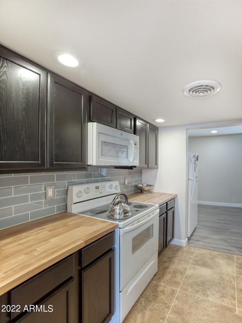 7126 N 19th Ave #200, Phoenix, AZ 85021 photo 4
