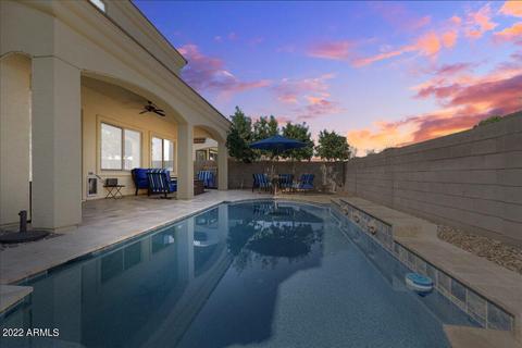 844 E Rawhide Ct, Gilbert, AZ 85296 photo 2