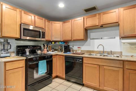 2318 E Sandra Ter, Phoenix, AZ 85022 photo 14