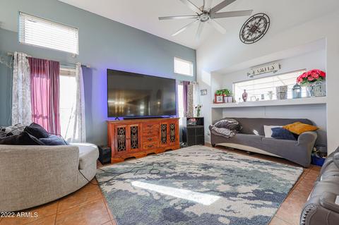 2576 E Brooks St, Gilbert, AZ 85296 photo 4