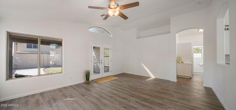 1697 E Aspen Way, Gilbert, AZ 85234 photo 4
