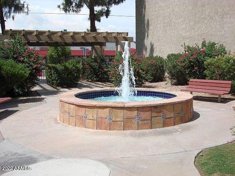5525 E Thomas Rd #M7, Phoenix, AZ 85018 photo 4