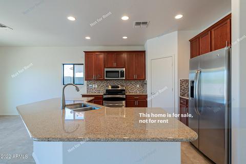 2118 E Yuma Ave, Apache Junction, AZ 85119 photo 4