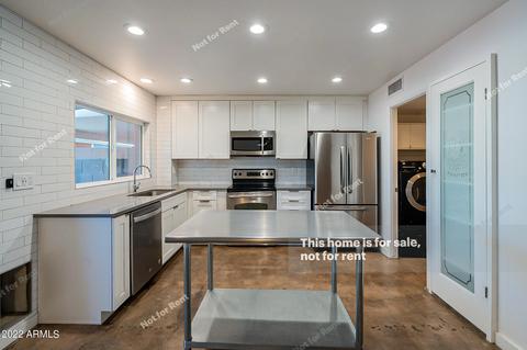 2870 E Clarendon Ave, Phoenix, AZ 85016 photo 4