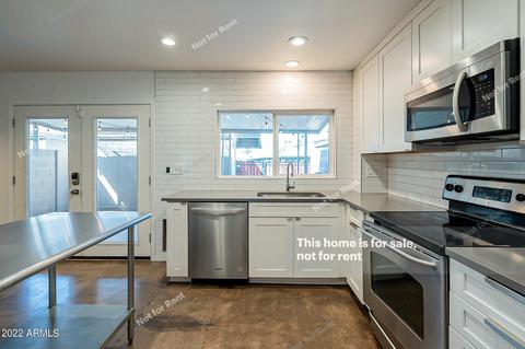 2870 E Clarendon Ave, Phoenix, AZ 85016 photo 8