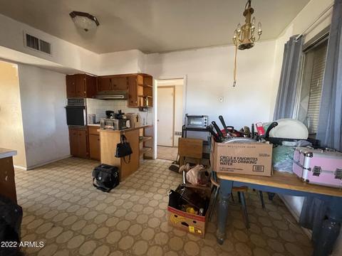 2337 E Chipman Rd, Phoenix, AZ 85040 photo 10