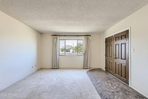 322 E Thunderbird Trl, Phoenix, AZ 85042 photo 4