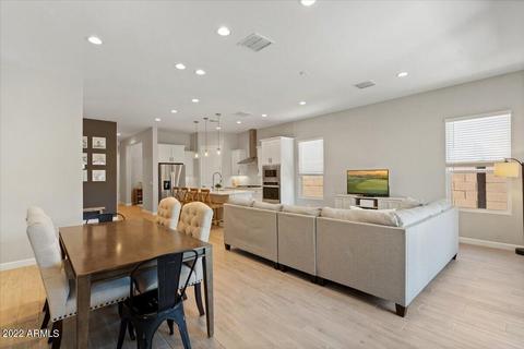2041 E Charlotte Dr, Phoenix, AZ 85024 photo 9