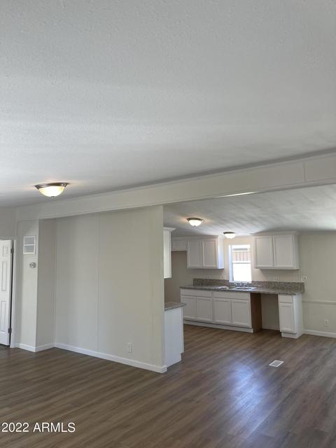 2913 E Sequoia Dr, Phoenix, AZ 85050 photo 4