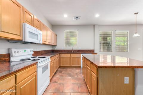 1917 E Parkside Ln, Phoenix, AZ 85024 photo 12