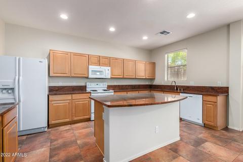 1917 E Parkside Ln, Phoenix, AZ 85024 photo 9