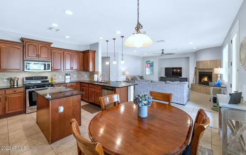11366 E Savannah Cir, Mesa, AZ 85212 photo 2