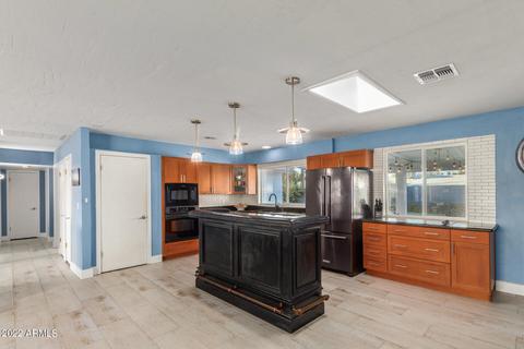 224 Eugie Ave, Phoenix, AZ 85022 photo 8