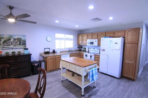962 E Hackamore St, Mesa, AZ 85203 photo 5