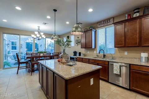 3640 E Gideon Way, Gilbert, AZ 85296 photo 11