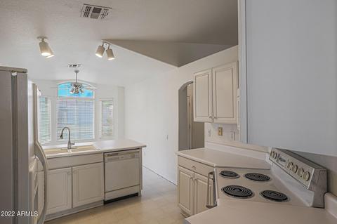 2256 E Monona Dr, Phoenix, AZ 85024 photo 4