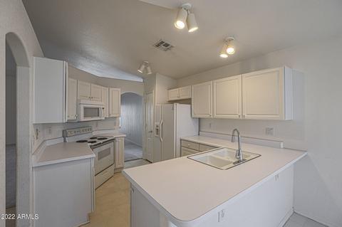 2256 E Monona Dr, Phoenix, AZ 85024 photo 3