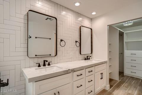 1001 W Glenn Dr W, Phoenix, AZ 85021 photo 17