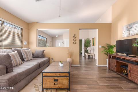 4742 E Desert Wind Dr, Phoenix, AZ 85044 photo 3