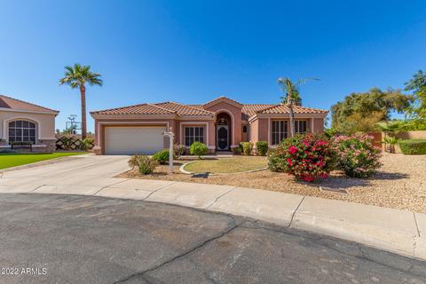 108 E Mesquite Ct, Gilbert, AZ 85296 photo 2
