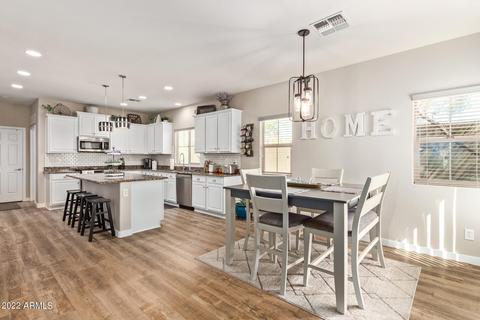 3990 E Cat Balue Dr, Phoenix, AZ 85050 photo 12